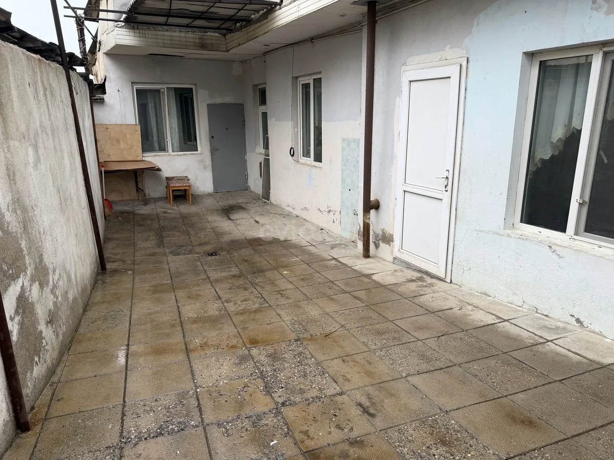 Kirayə 3 otaqlı həyət evi Həzi Aslanov qəsəbəsində — Ev, villa, Bakı (9)