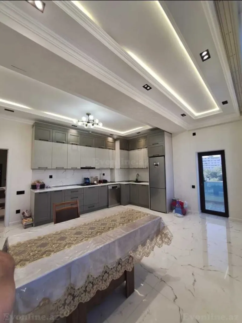 Satılır 4 otaqlı Mənzil Yeni tikili 143 m² Bakı, Xətai r., Əhmədli m — Mənzil, Bakı (3)