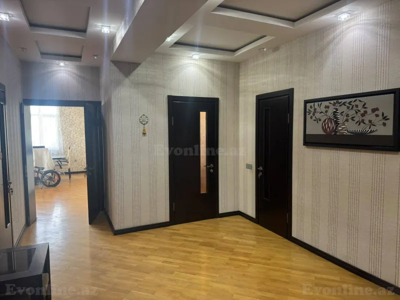 Satılır 3 otaqlı Mənzil Yeni tikili 130 m² Bakı, Yasamal r., Elmlər Akademiyası m — Mənzil, Bakı (7)