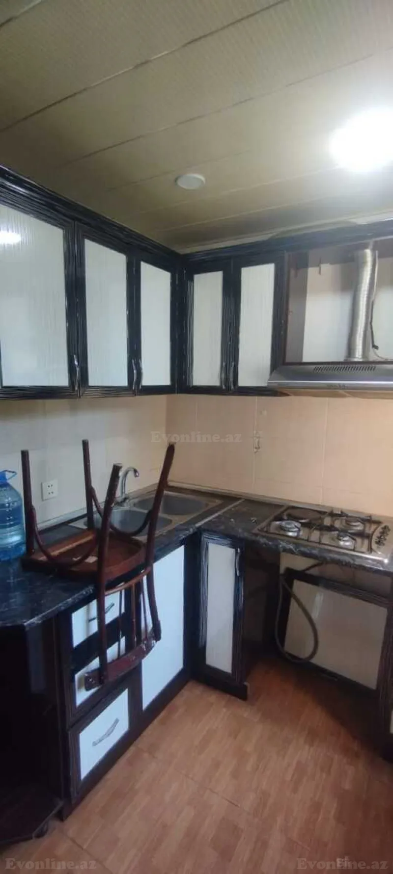 Satılır 2 otaqlı Mənzil Köhnə tikili 45 m² Bakı, Nizami r., Qara Qarayev m — Mənzil, Bakı (4)