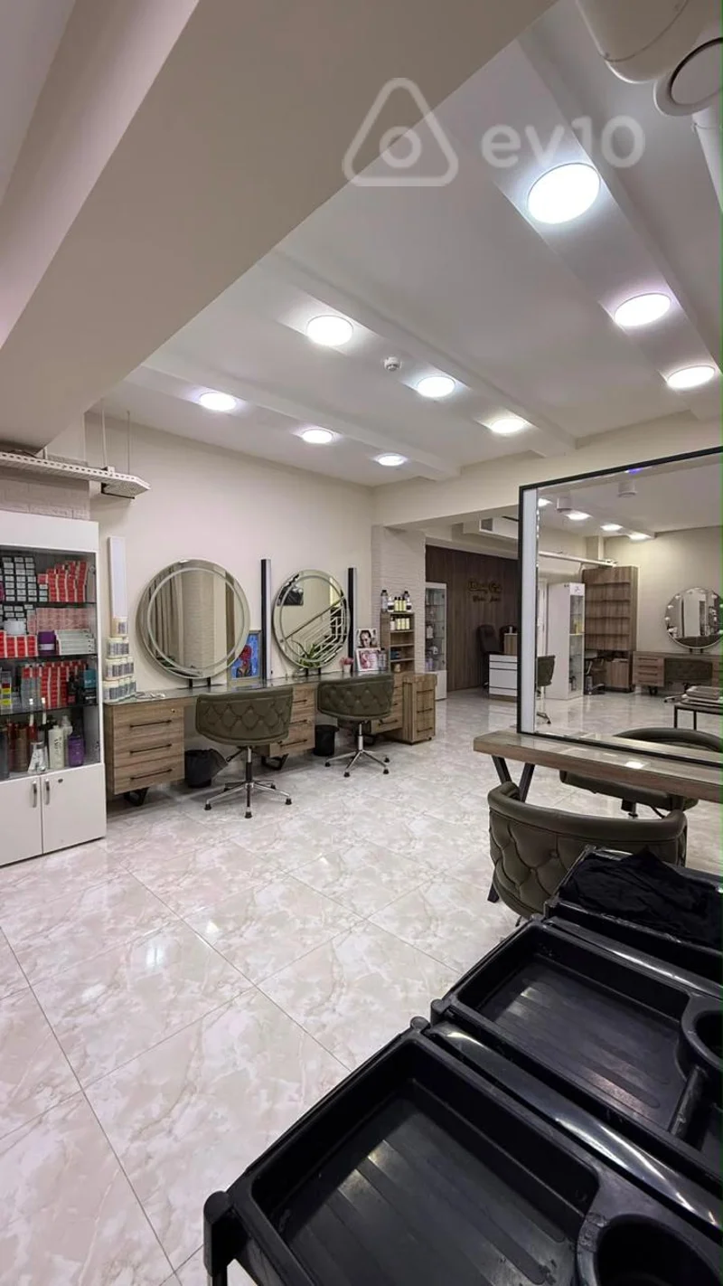 Obyekt, 281 m², Bəsdi Bağırova küçəsi — Əmlak, Bakı (3)