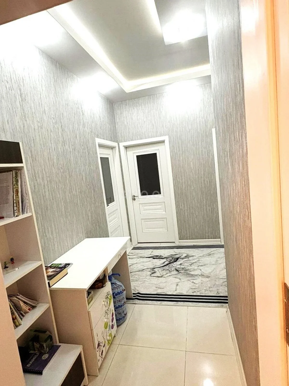 3 otaqlı tam təmirli mənzil satılır 9-cu mikrorayonda — Mənzil, Bakı (9)