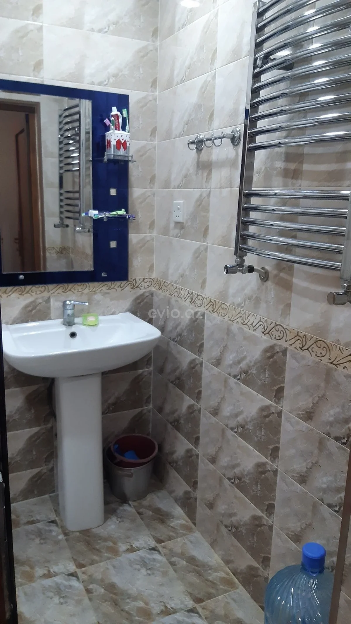 Kirayə 2 otaqlı mənzil Avtovağzal metrosu yaxınlığında — Mənzil, Bakı (11)