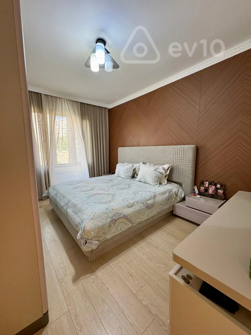 4 otaqlı mənzil, 110 m², Yeni Yasamal Esed Ehmedov kucesi — Mənzil, Bakı (5)