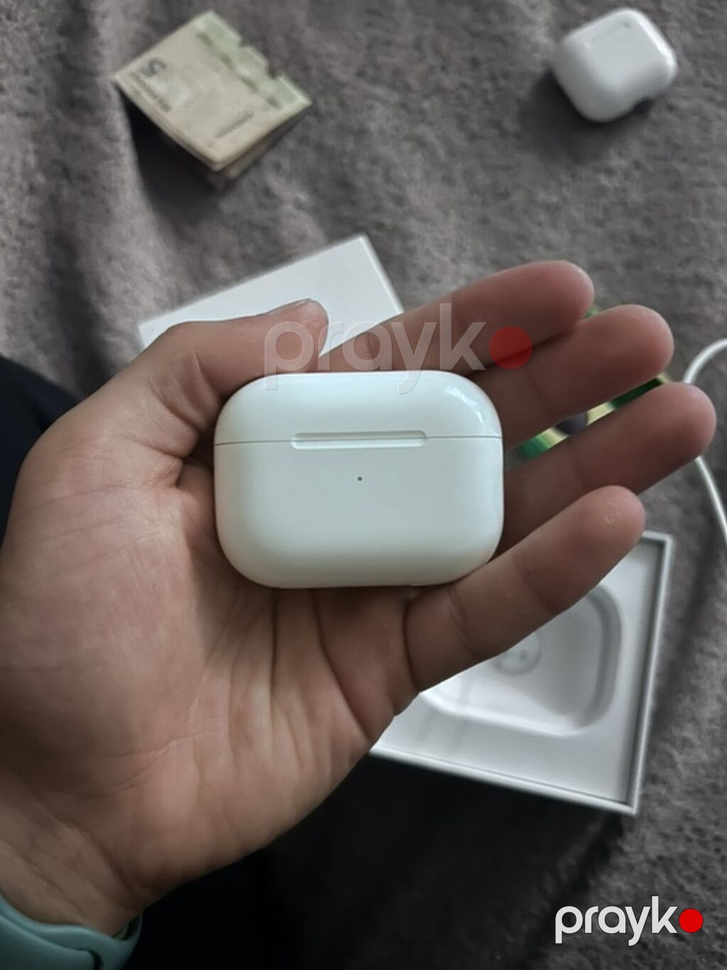 Airpods pro 2 noqte cizigsiz shekilde kimi 2 defe gulaga taxilib sonra — Qulaqcıqlar, Bakı (3)