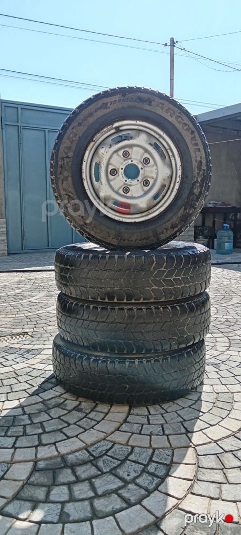 4 ədəd yük/miniven təkəri və bir ədəd dəmir disk - Marka/model — Mehdiabad