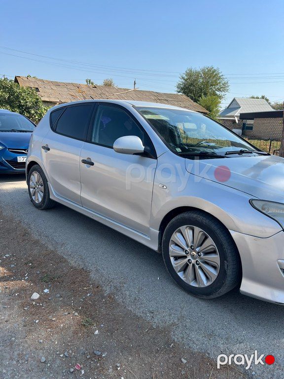 Hyundai i30, 1.6 L, 2010 il, 450 000 km — Avtomobillər, Ağcabədi (4)