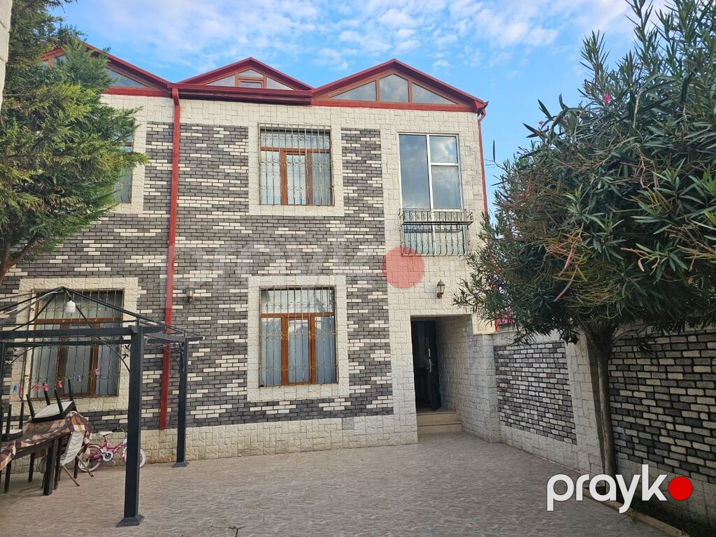 2 mərtəbəli fərdi yaşayış evi - Ümumi: daş divarlı, künc sahəli həyət — Ev, villa, Bakı (10)