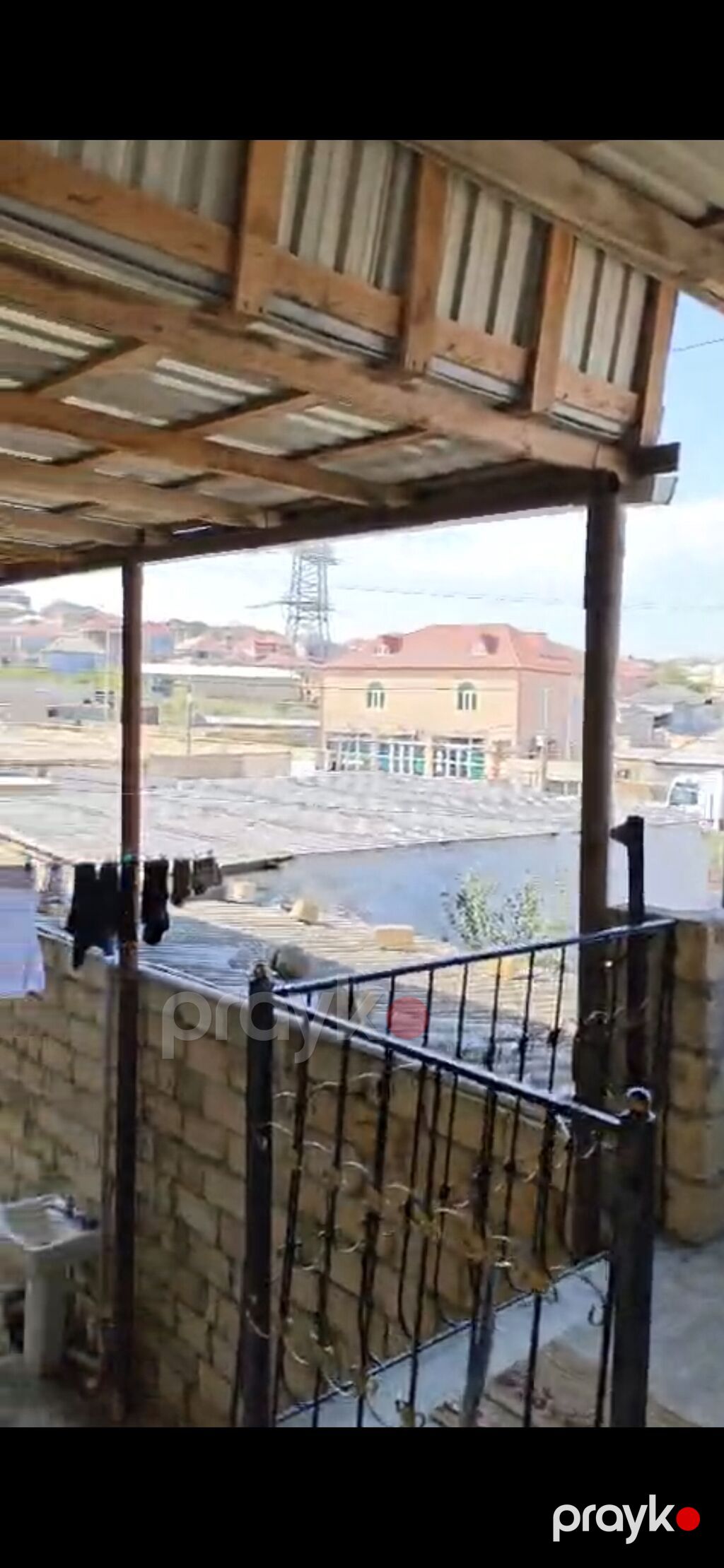 Hokmelide 3 sotun ustunde 110 kv heyet evi satilir yoldan 15 — Ev, villa, Bakı (4)