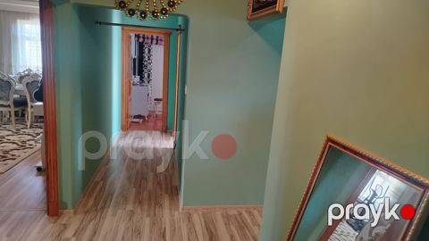 Satılır 5 otaqlı köhnə tikili 125 m² — Bakı