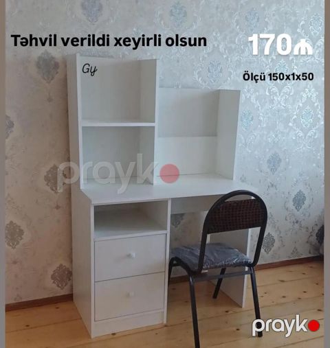 Ağ rəngli funksional iş/oxu masası - Üst hissədə açıq rəf bölmələri — Bakı