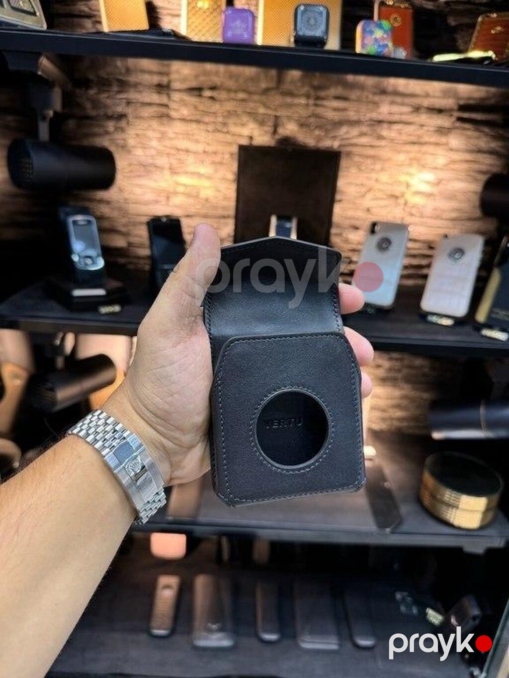 Vertu IronFlip Modeli Kabro 2024 Exclusive New Vertu IronFlip Kabro — Çexollər, Bakı (7)