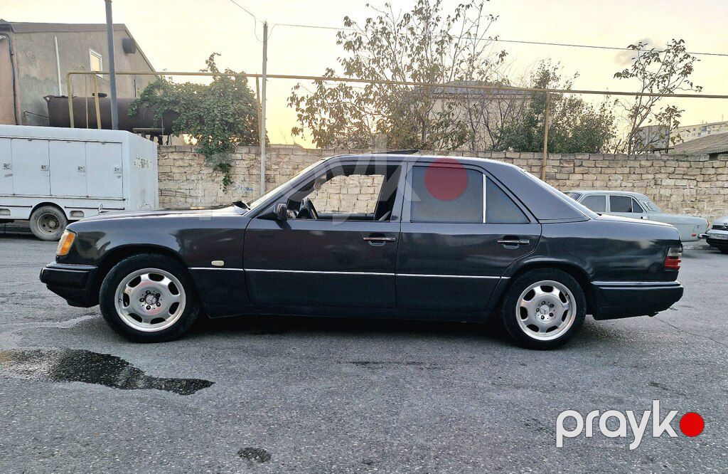 Mercedes 220 E, 2.2 L, 1994 il, 399 500 km — Avtomobillər, Bakı (3)