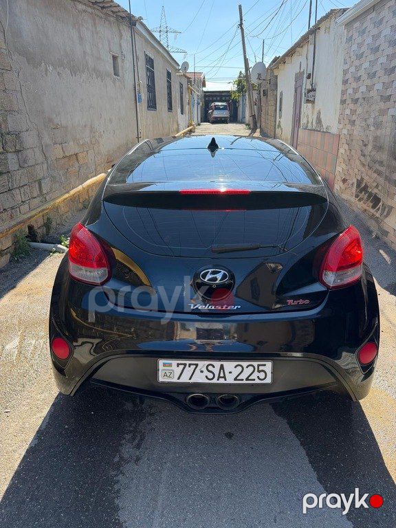 Hyundai Veloster, 1.6 L, 2015 il, 160 000 km — Avtomobillər, Bakı (2)