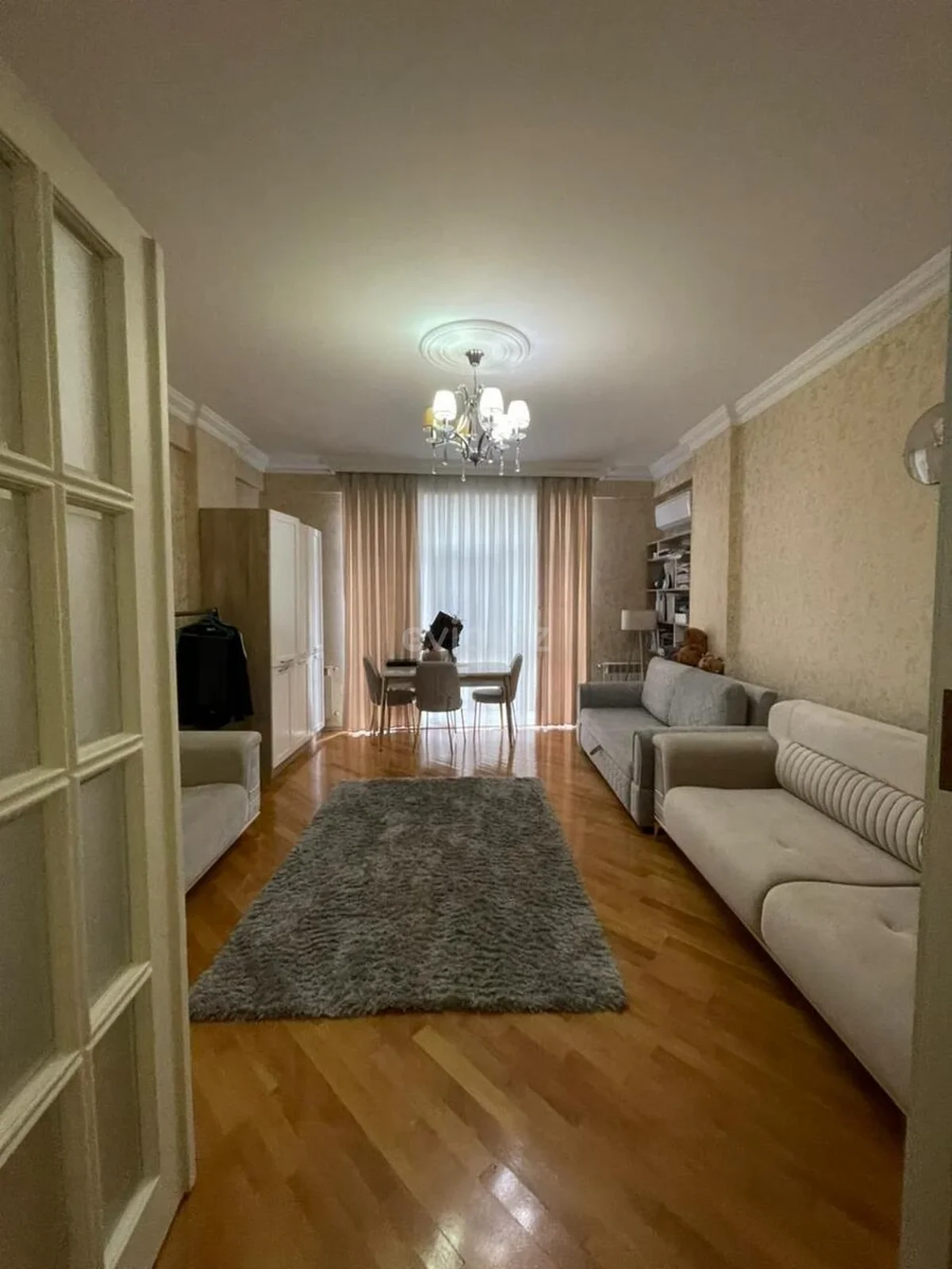 2 otaqlı tam təmirli mənzil satılır 8-ci mikrorayonda — Bakı
