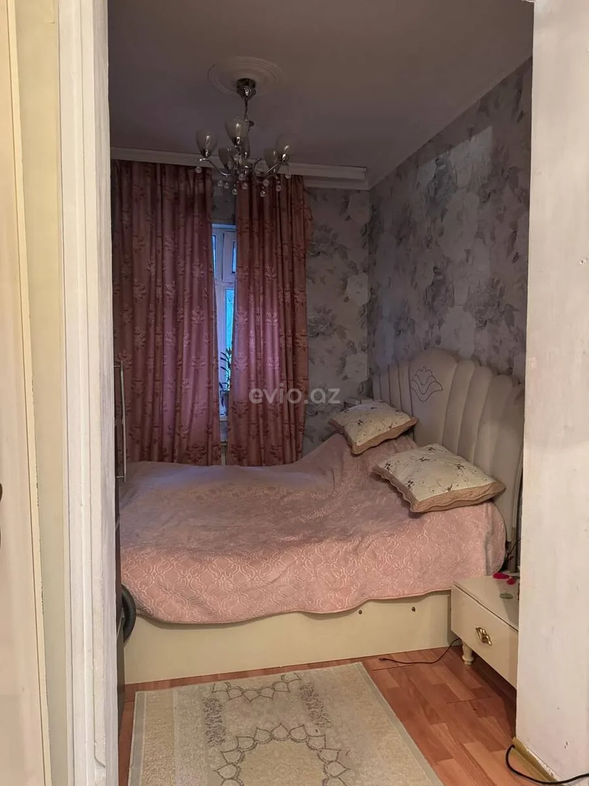 3 otaqlı orta təmirli mənzil satılır 5-ci mikrorayonda — Bakı