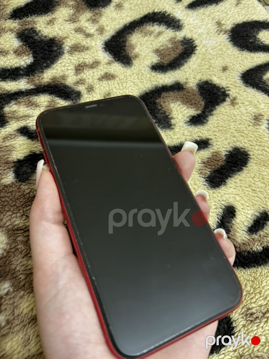 IPhone 11, Qırmızı — Apple iPhone, Bakı (2)