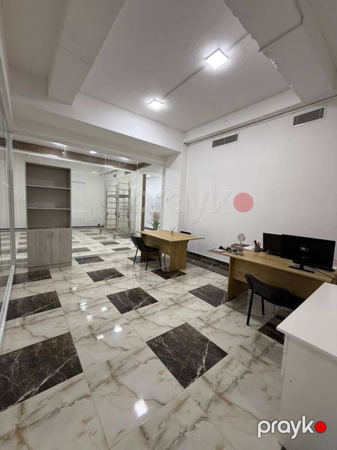 İcarəyə verilir 1 otaqlı ofis 22 m² — Bakı