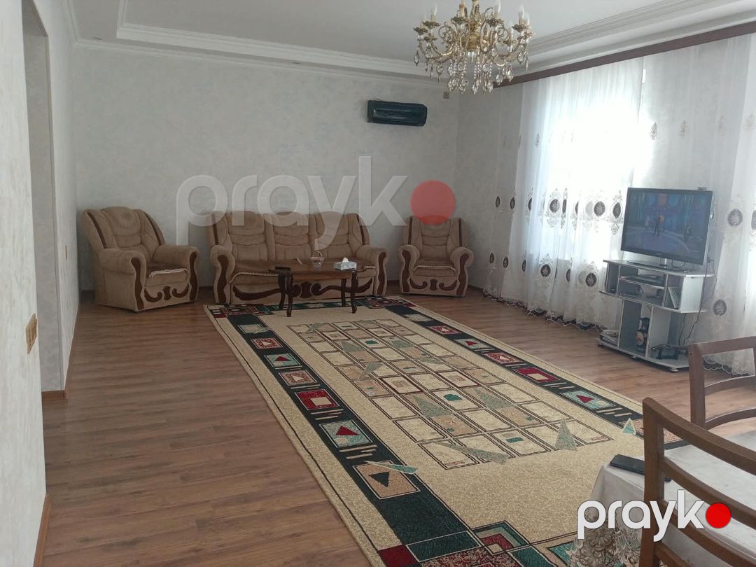 Satılır 4 otaqlı həyət evi/bağ evi 200 m² — Ev, villa, Bakı (9)