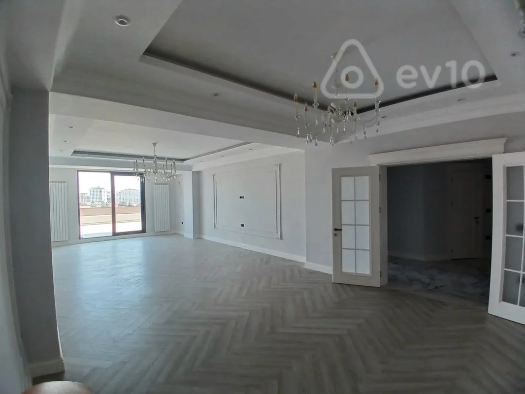 4 otaqlı mənzil, 225 m², Ceyhun Səlimov küçəsi ilə Abdulvahab Salamzadə küçələrinin kəsişməsi — Mənzil, Bakı (11)