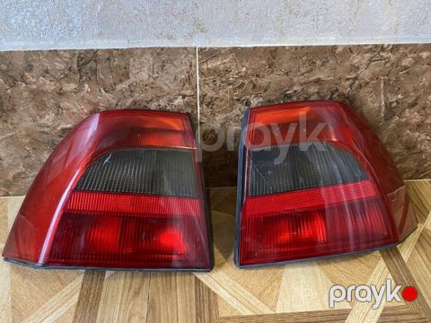 Salam opel vectra stopları hər ikisində çat var endirim olunacaq — Sumqayıt