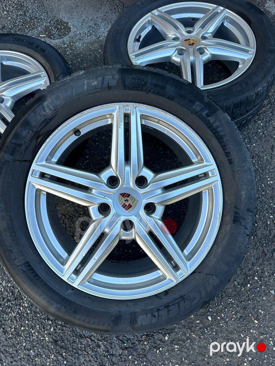 Porsche diskləri 265/50/19 — Ehtiyat hissələri və aksesuarlar, Bakı (4)