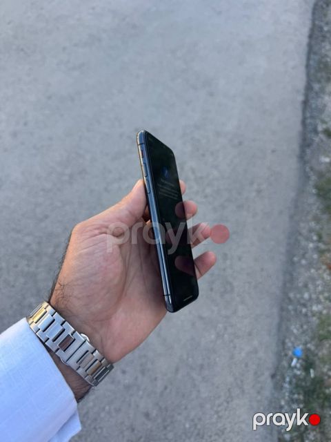 Apple iPhone XS Space Gray 256GB/4GB — Bakı