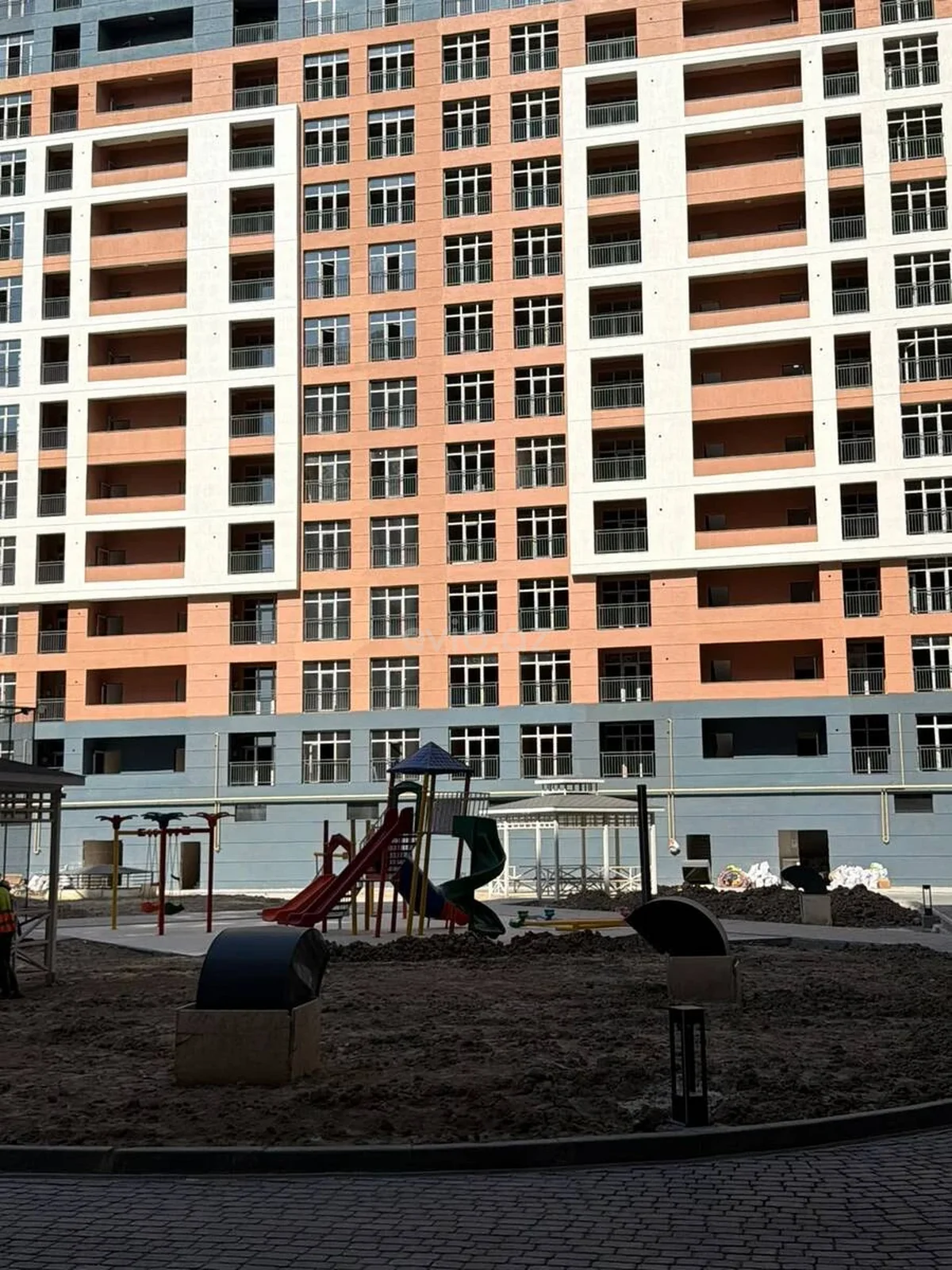 2 otaqlı mənzil satılır Sumqayıtda — Mənzil, Sumqayıt (4)
