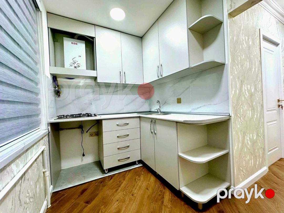 Satılır 3 otaqlı köhnə tikili 65 m² — Mənzil, Bakı (11)