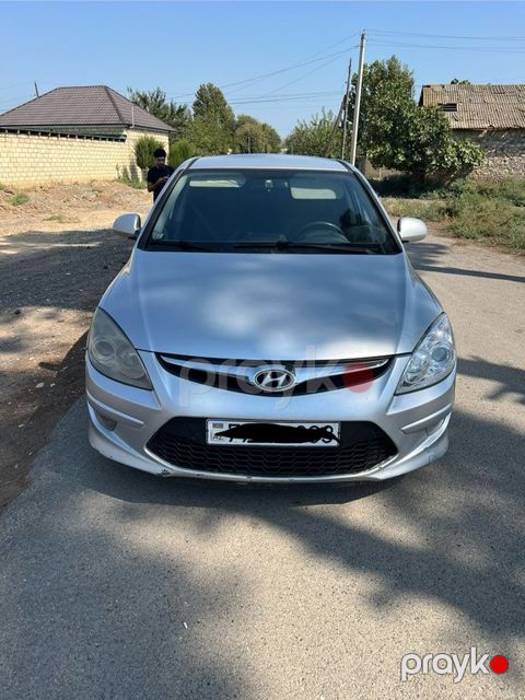 Hyundai i30, 1.6 L, 2010 il, 450 000 km — Ağcabədi