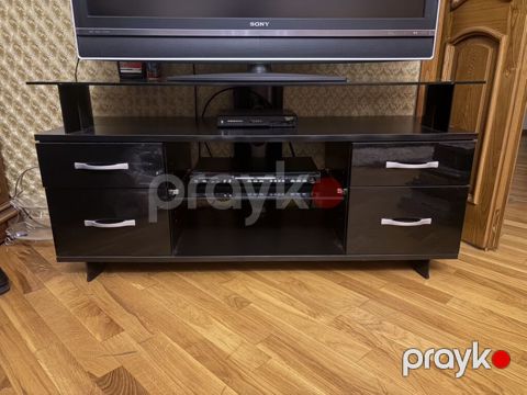 Qara rəngli televiziya stendi / TV tumbası - Material: parlaq qara — Bakı
