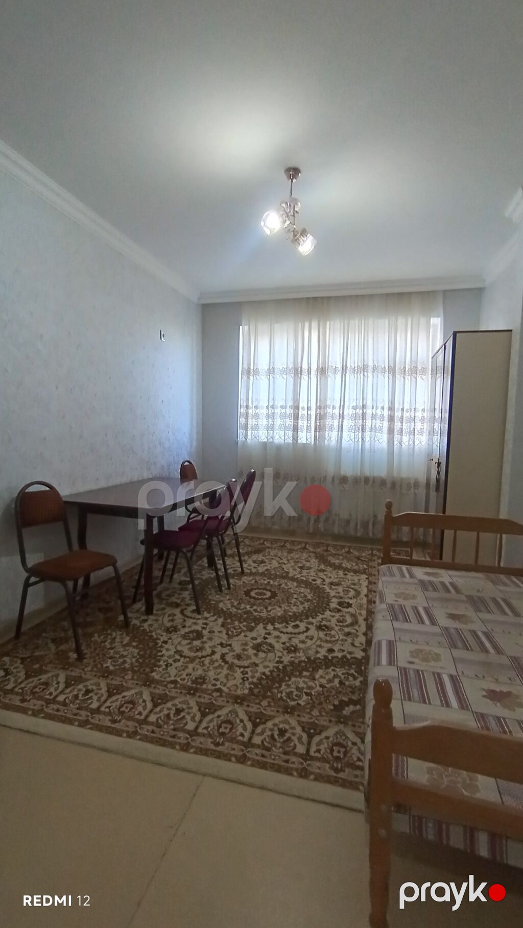 Vasitəçi Ancaq Ailə Şəkildəki Əşyalar Qalır — Mənzil, Bakı (4)