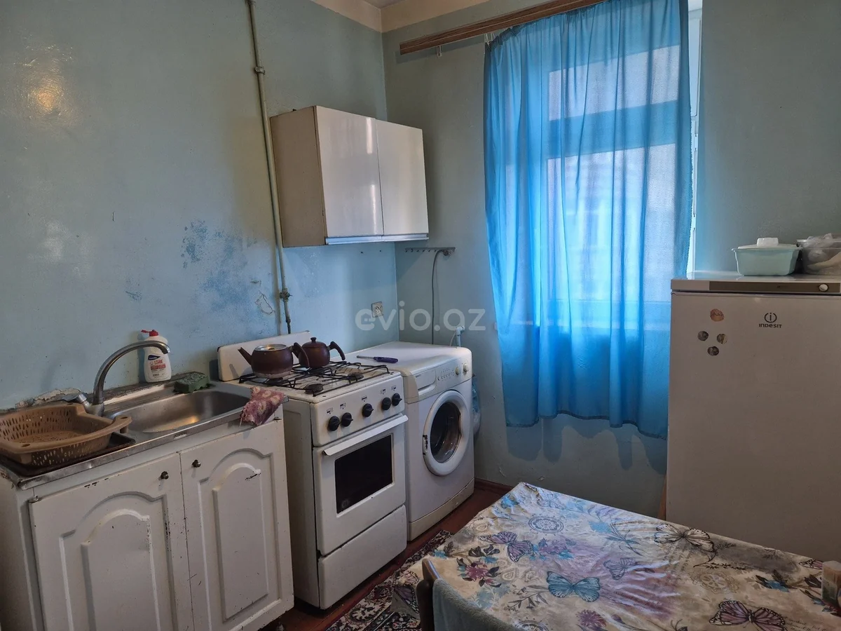 2 otaqlı orta təmirli mənzil satılır Badamdar qəsəbəsində — Mənzil, Bakı (5)