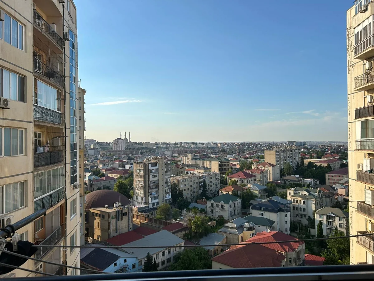 3 otaqlı tam təmirli mənzil satılır 8-ci mikrorayonda — Mənzil, Bakı (8)