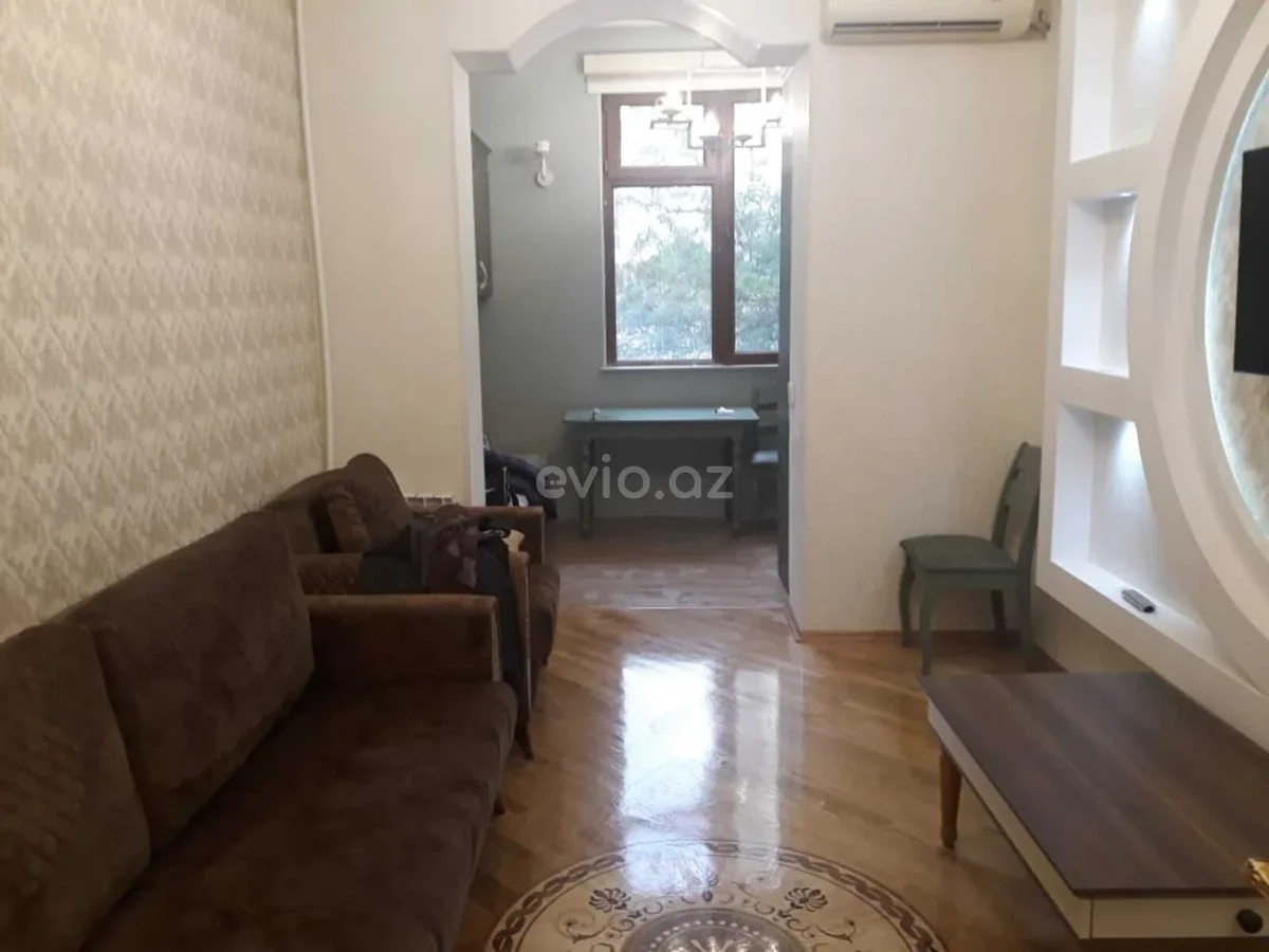 Kirayə 2 otaqlı mənzil 28 May metrosu yaxınlığında — Mənzil, Bakı (9)