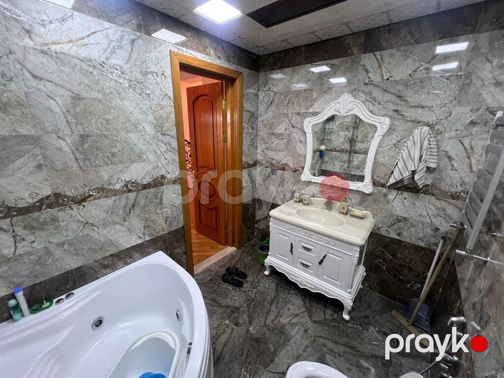 Satılır 5 otaqlı həyət evi/bağ evi 240 m² — Ev, villa, Bakı (11)