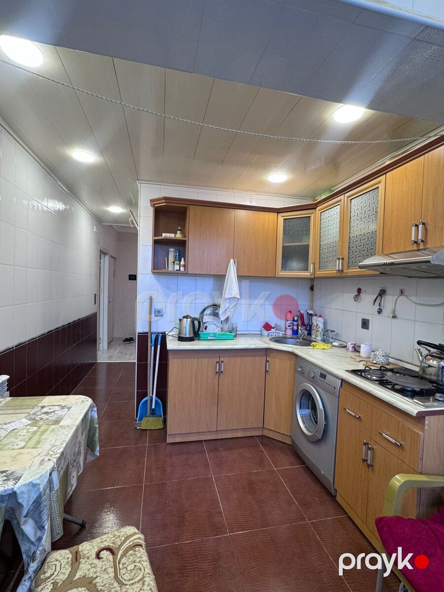 Satılır 2 otaqlı köhnə tikili 65 m² — Mənzil, Bakı (7)