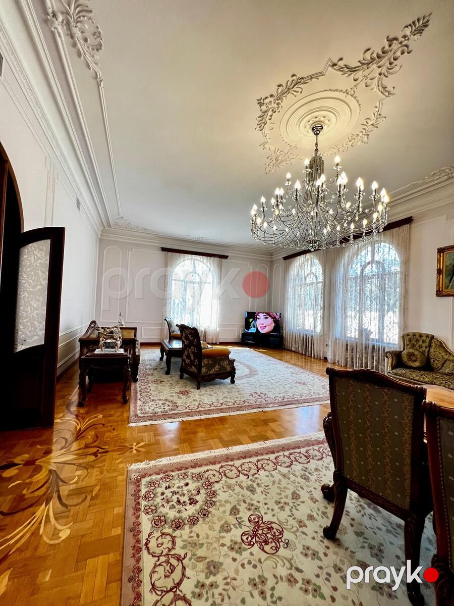 Satılır 6 otaqlı həyət evi/bağ evi 640 m² — Ev, villa, Bakı (5)