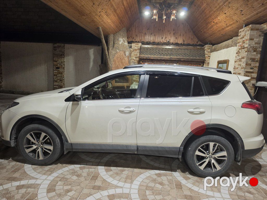 Toyota RAV4, 2.5 L, 2018 il, 243 000 km — Avtomobillər, Bakı (3)