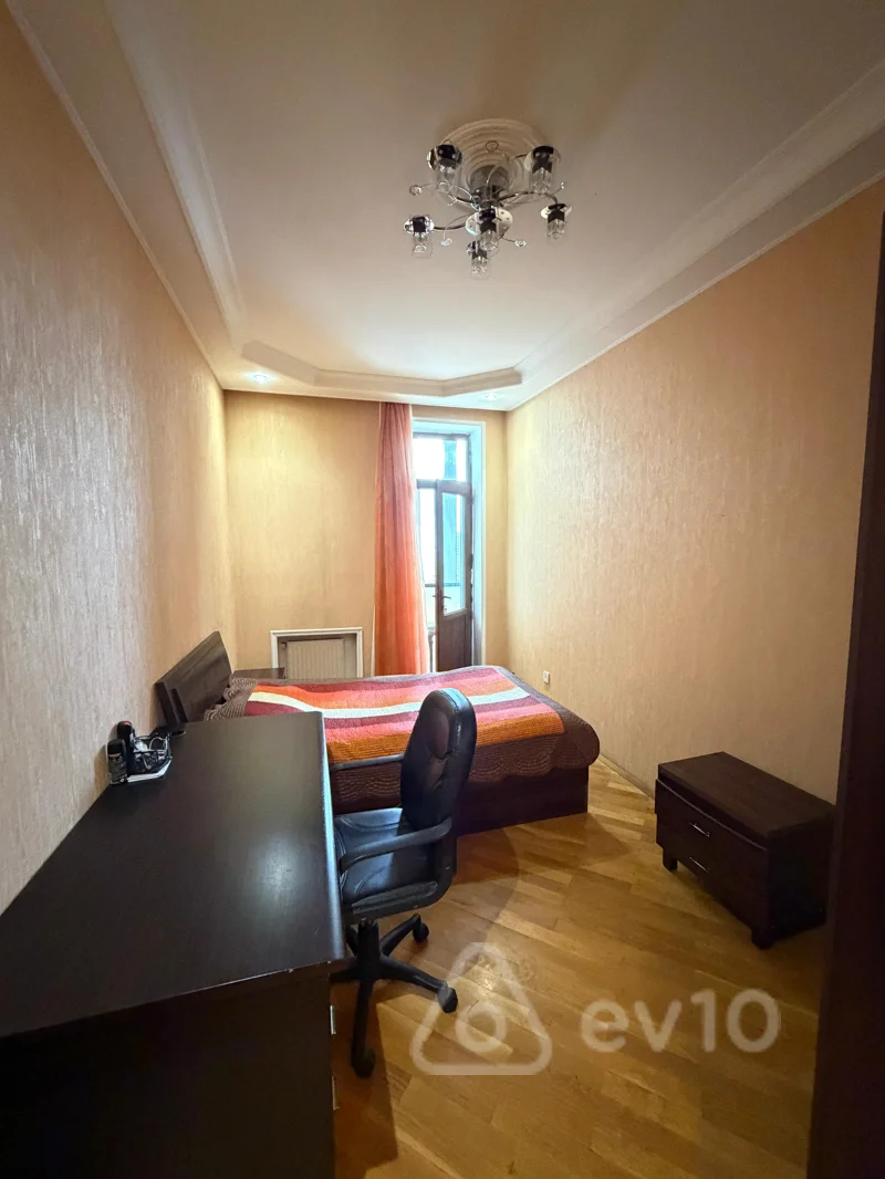 4 otaqlı mənzil, 186 m², Sabit Rəhman — Mənzil, Bakı (10)