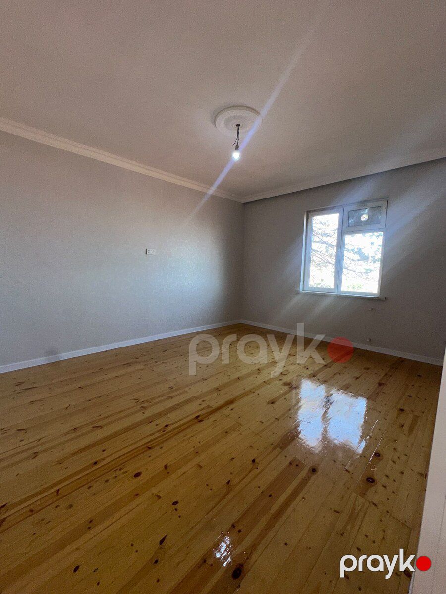 Həyət evi, Bayıl qəs — Ev, villa, Bakı (10)