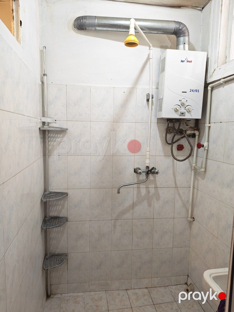 İcarəyə verilir 2 otaqlı köhnə tikili 68 m² — Mənzil, Bakı (7)