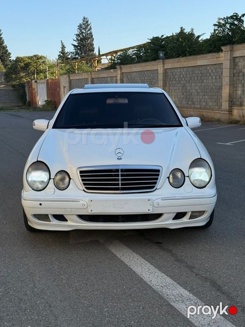 Mercedes E 240, 2.4 L, 2001 il, 350 000 km — Bakı