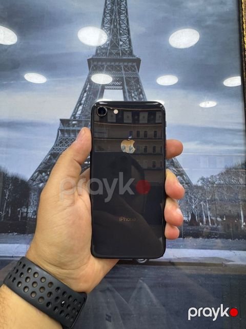 Apple iPhone 8 Space Gray 64GB — Bakı