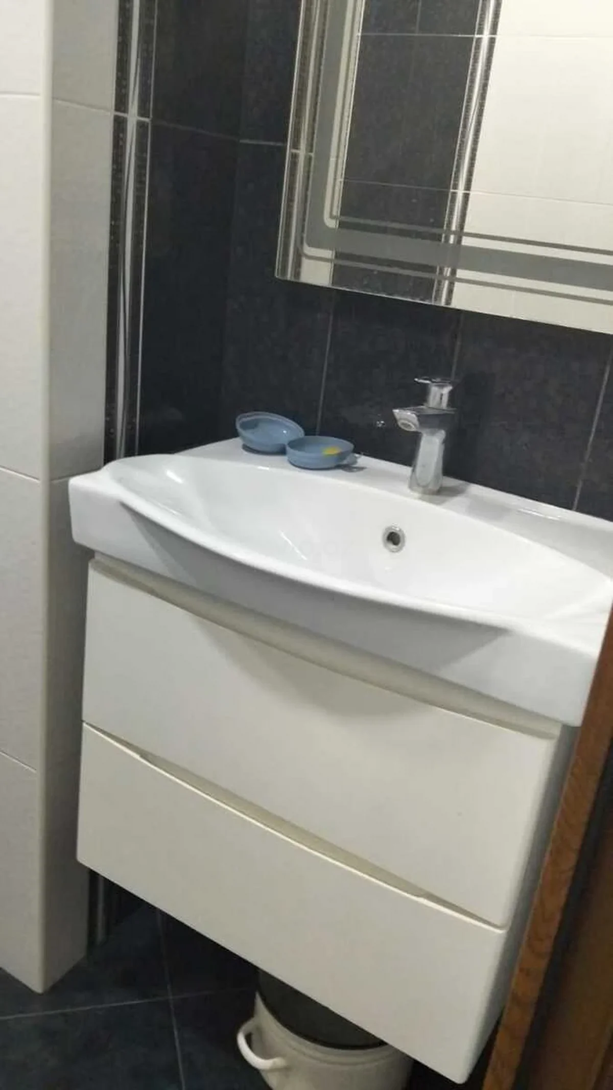 Kirayə 3 otaqlı mənzil 28 May metrosu yaxınlığında — Mənzil, Bakı (8)