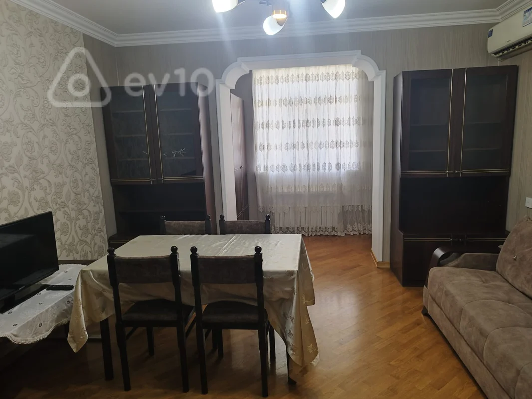 2 otaqlı mənzil, 60 m², Fətəli Xan Xoyski prospekti — kirayə — Bakı