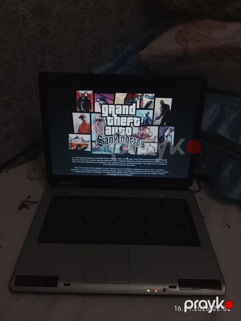 Toshiba noutbuk - Model: Toshiba (15.4" ətrafı ekran, geniş format) — Horadiz
