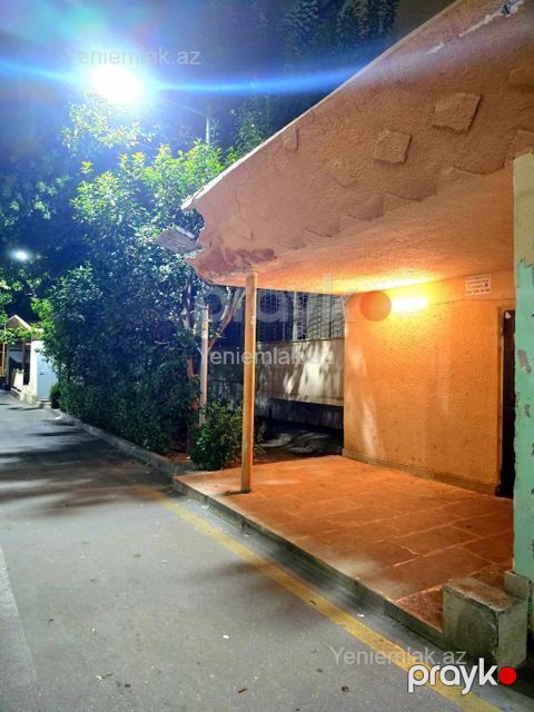 Satılır 2 otaqlı Bina evi menzil (Köhnə tikili), 66 m², Xətai rayonu — Bakı
