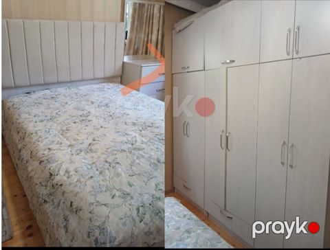 taxt ve dolab satılır iksii 260 manata.matras var Unvan — Bakı
