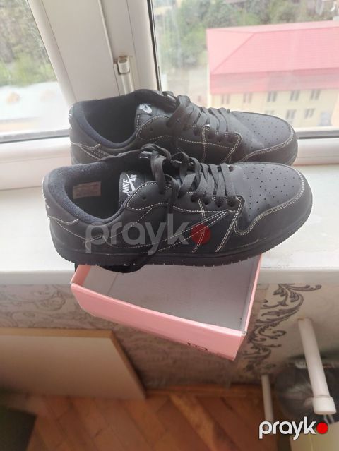 Nike Air kişi/kadın idman ayaqqabısı - Rəng: tam qara, kontrast ağ — Masazır